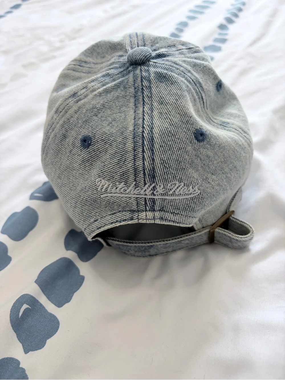 Denim Whitewashed LA Baseball Hat !